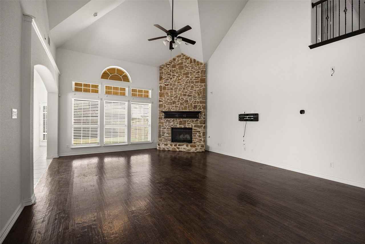 12289 Princess Dr - Photo 5 of 30
