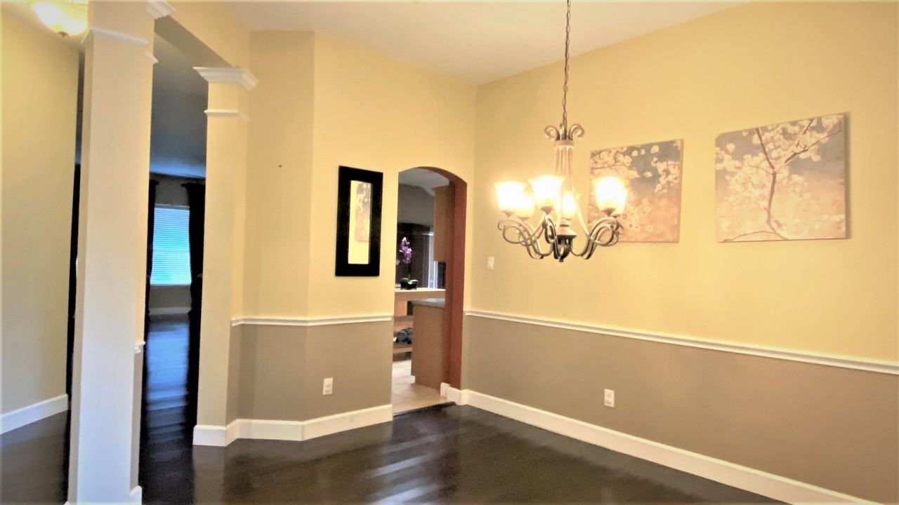 835 Roaring Springs Rd - Photo 6 of 9