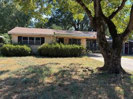 featured image of 2063 Murray St