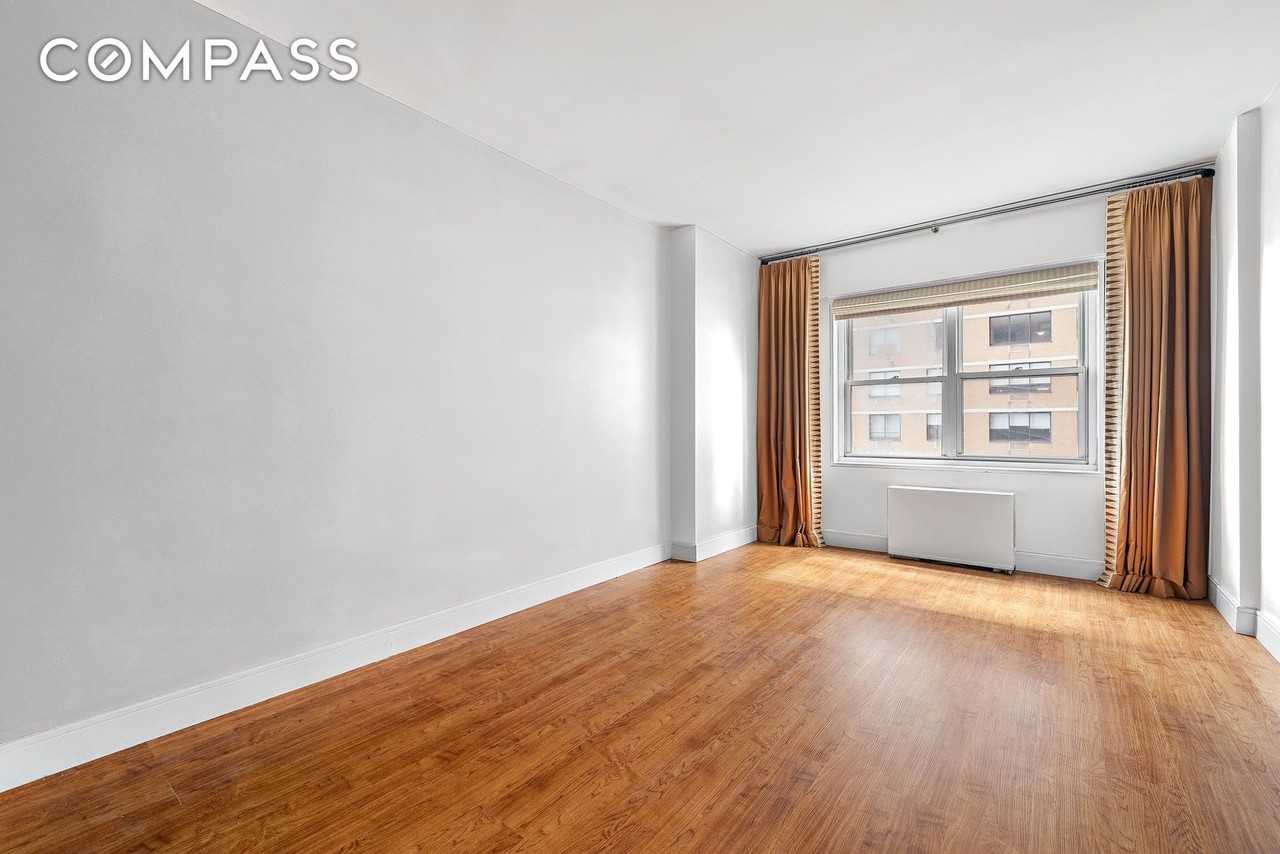 60 E 8th St #20P - Photo 5 of 10