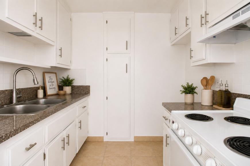 8532 Willis Ave - Photo 7 of 8