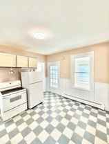 128 Gill St Rm 2 - Photo 1 of 1
