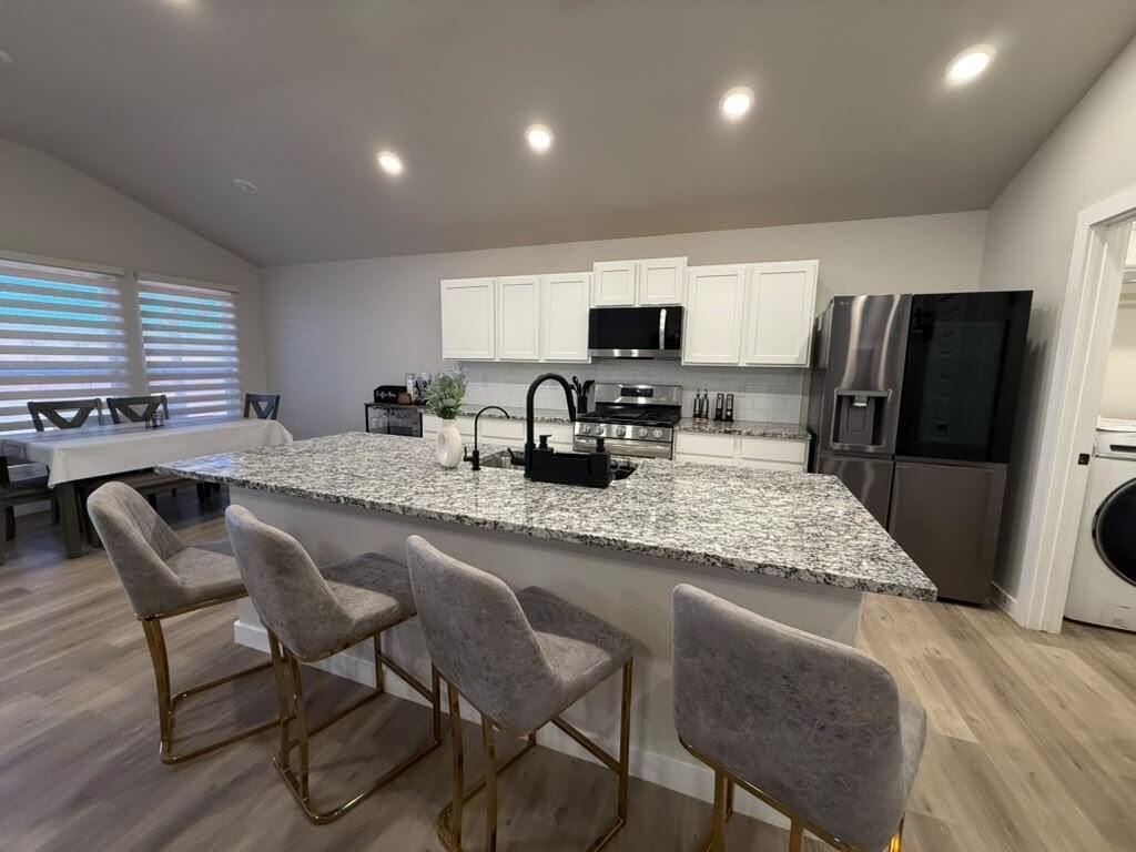 5809 Settler Ave - Photo 7 of 19