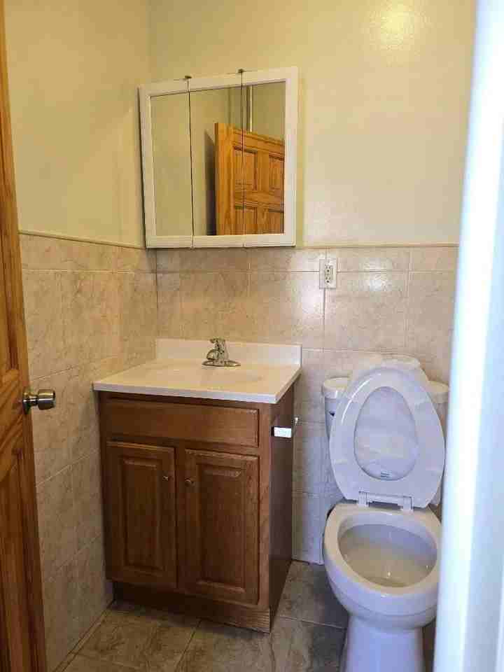 754 Park Pl - Photo 5 of 5