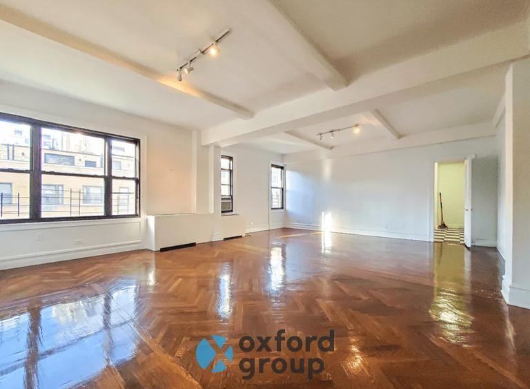 237 E 77th St - Photo 4 of 7