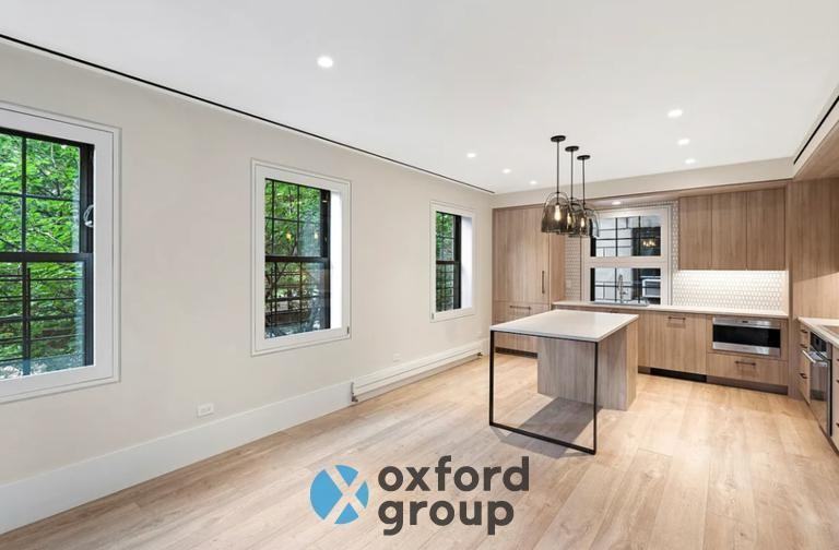 165 E 80th St - Photo 2 of 10