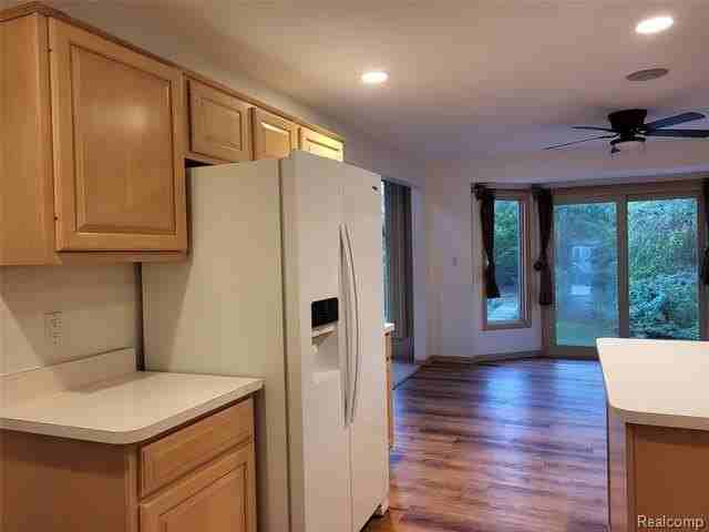 49786 Willowood Dr - Photo 4 of 38
