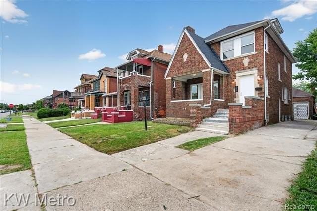 2923 Pasadena St - Photo 3 of 35
