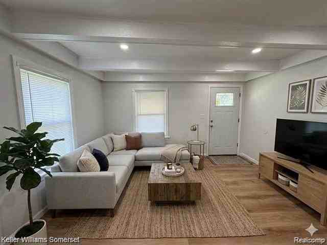 8226 Prospect Ave - Photo 2 of 13