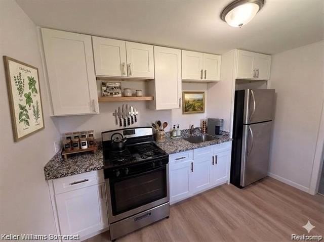 8226 Prospect Ave - Photo 3 of 13