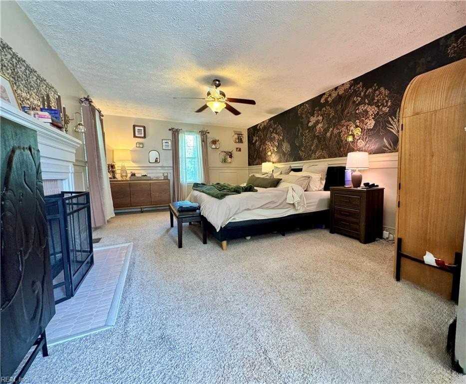 15 Elm Ave - Photo 3 of 19