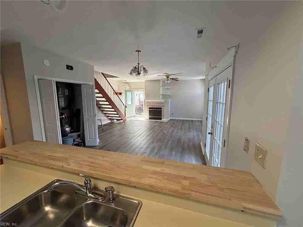4629 Georgetown Pl - Photo 3 of 20