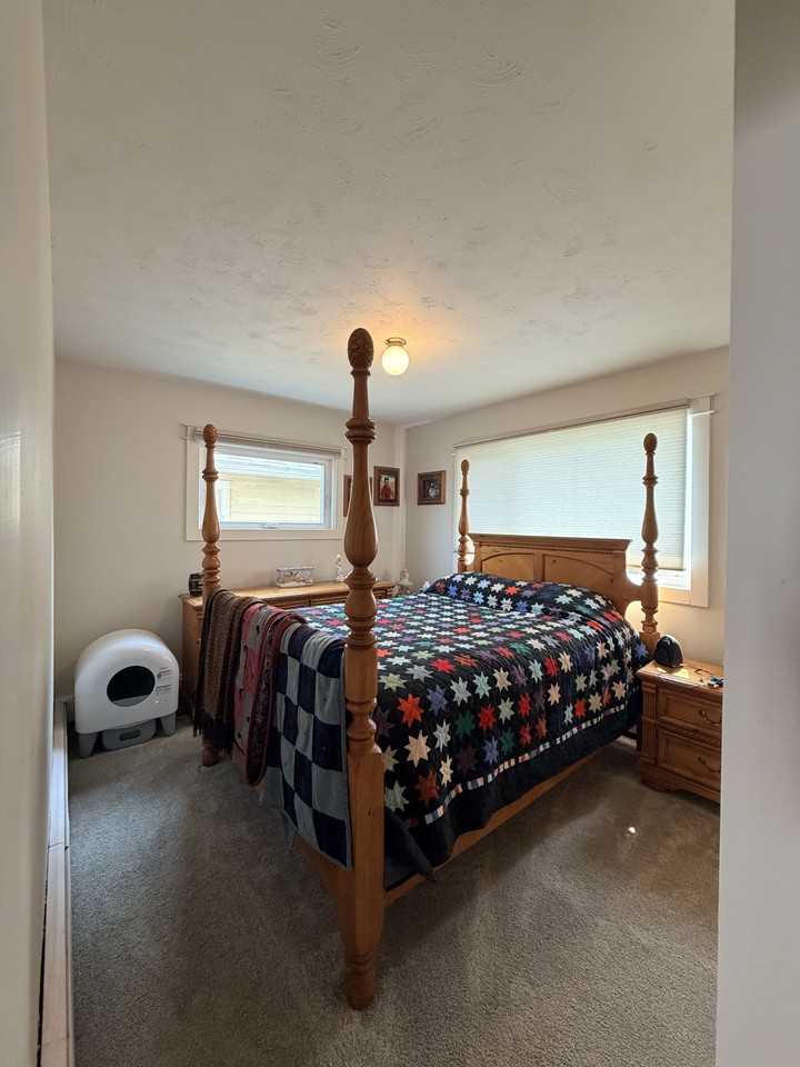 205 E Chinook St #1UP - Photo 7 of 19