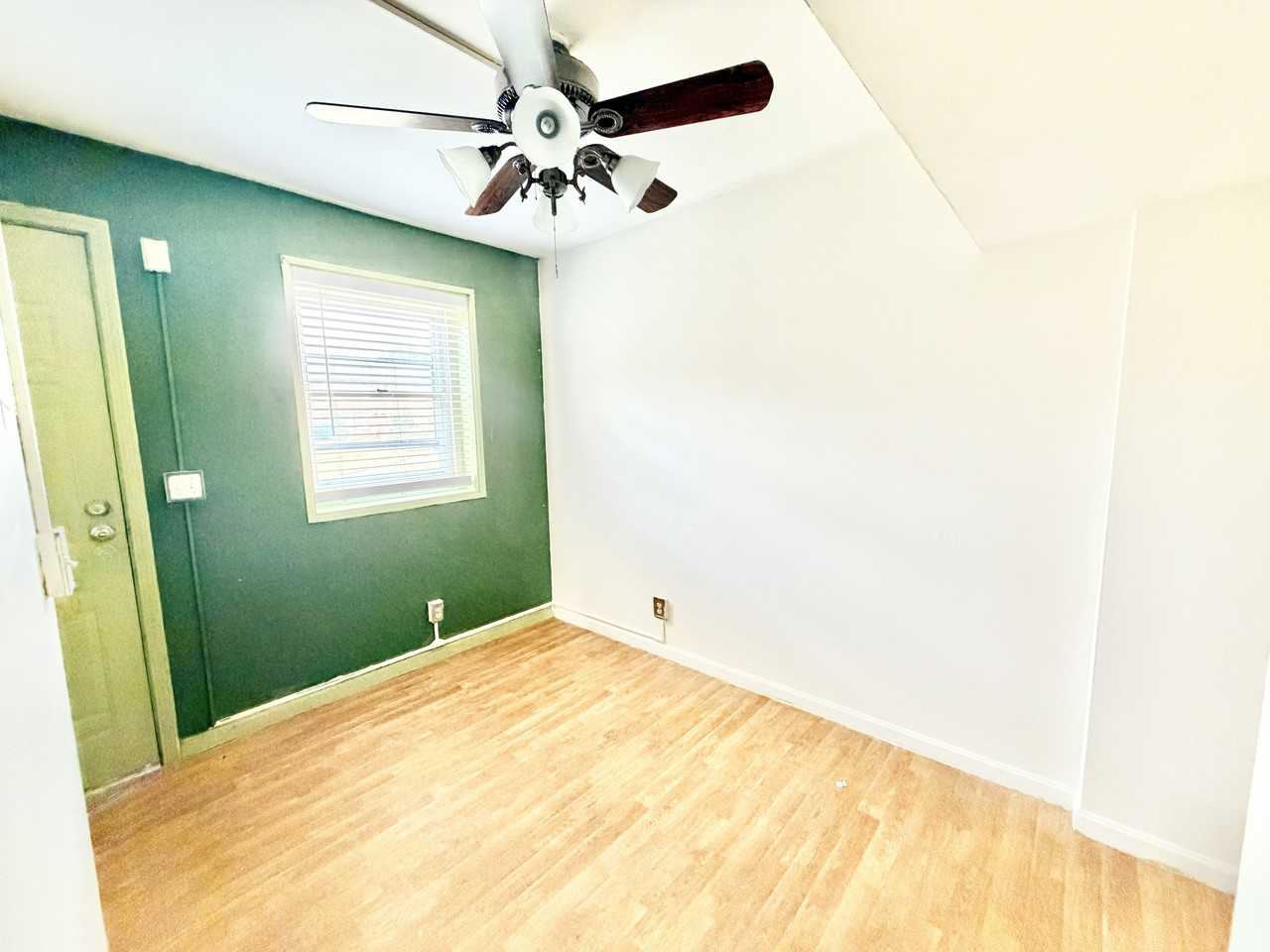 1791 Algonquin Pkwy #1 - Photo 5 of 14