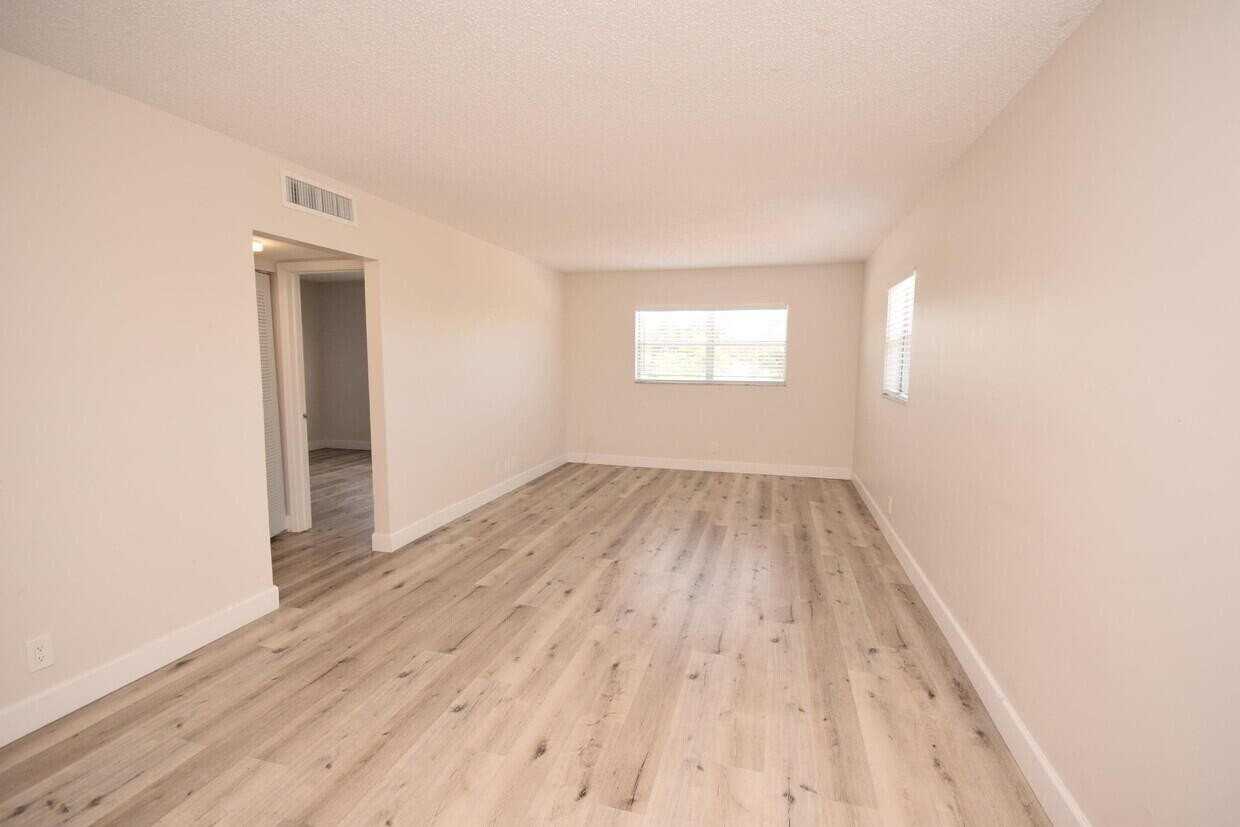 500 Sw 2nd Ave #2190 - Photo 2 of 16