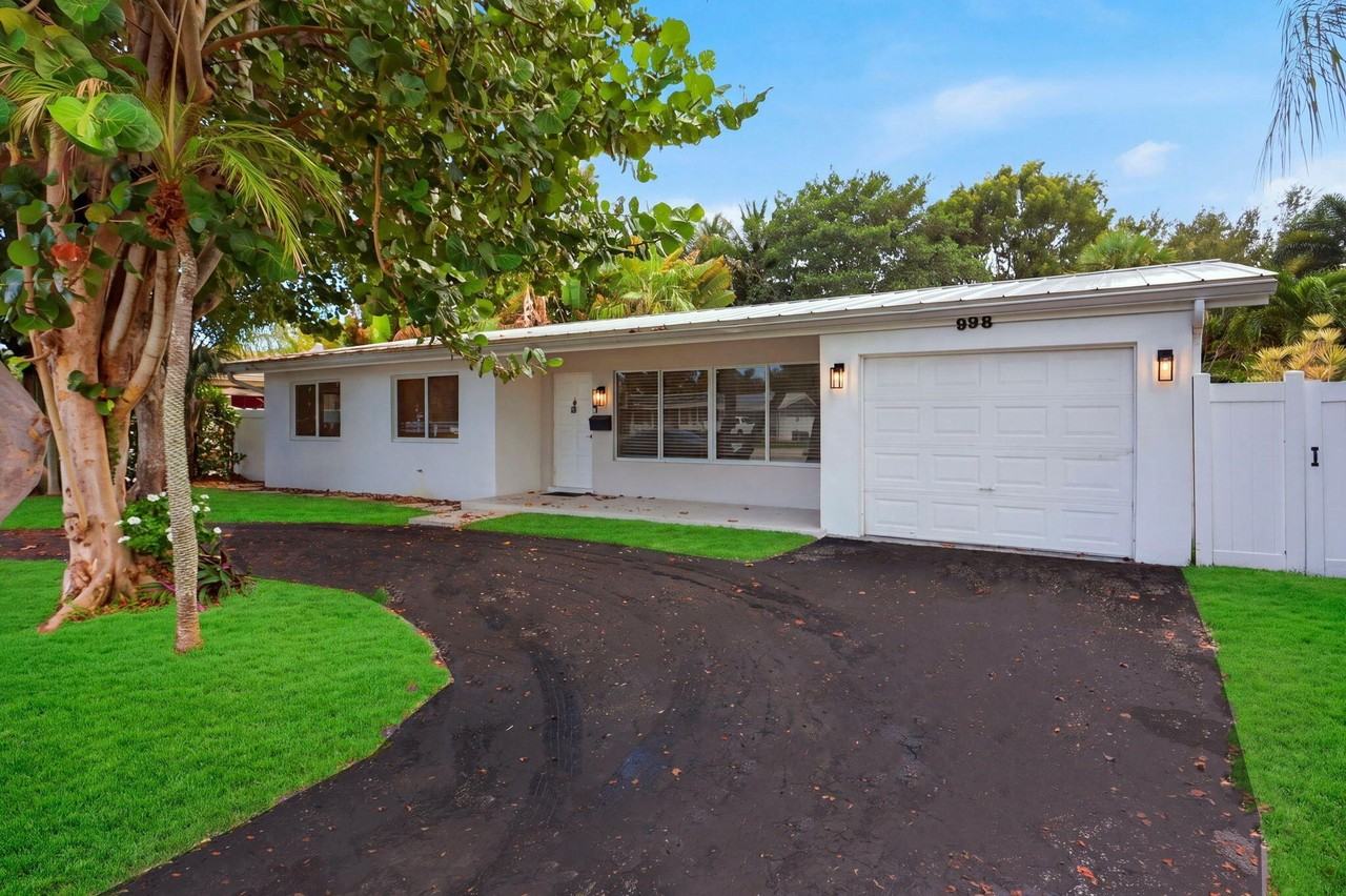 998 W Camino Real - Photo 2 of 39