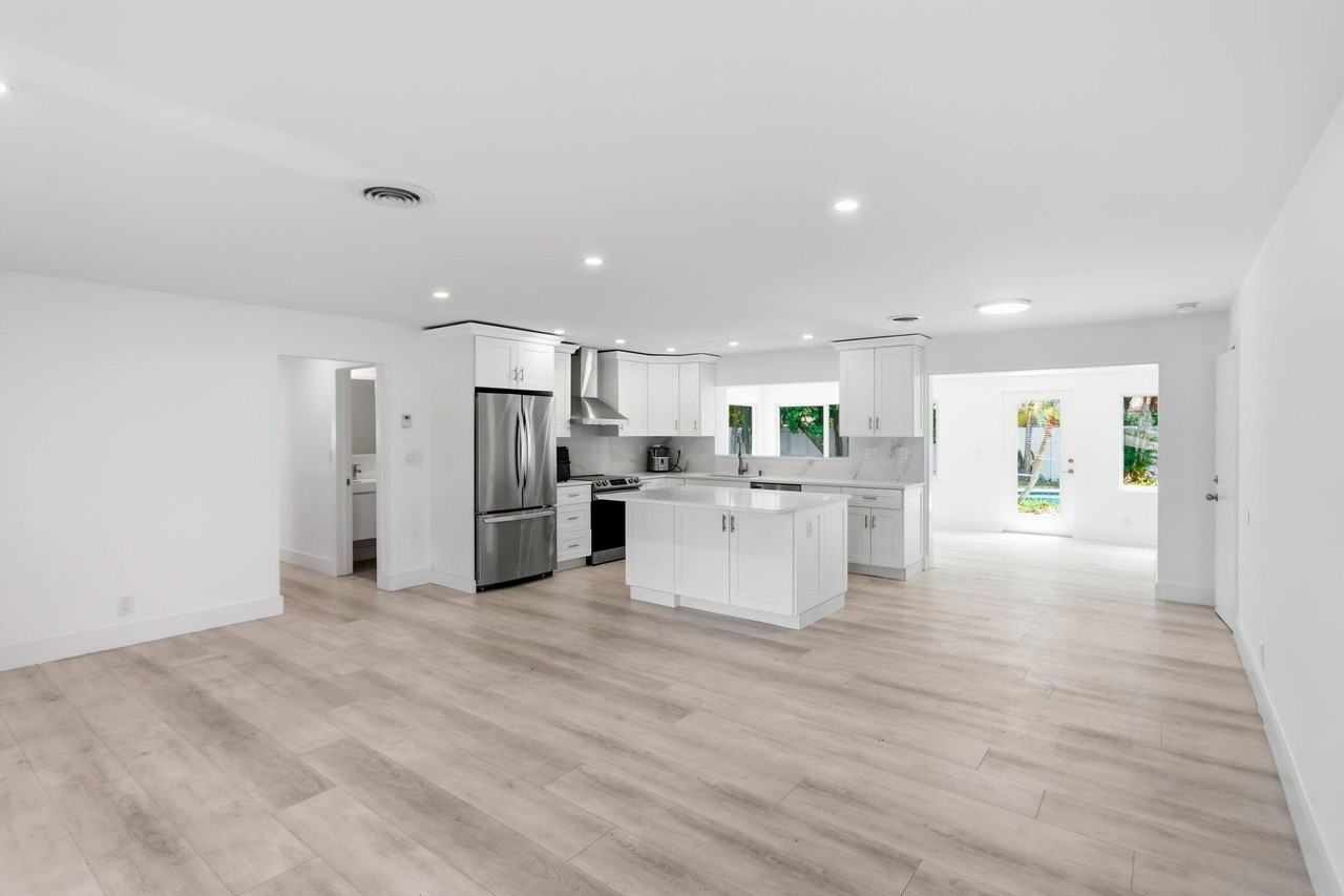 998 W Camino Real - Photo 5 of 39