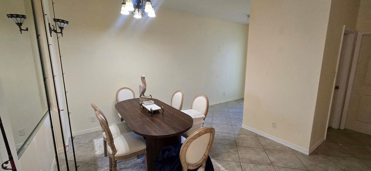 204 Mariner Bay Blvd - Photo 4 of 11