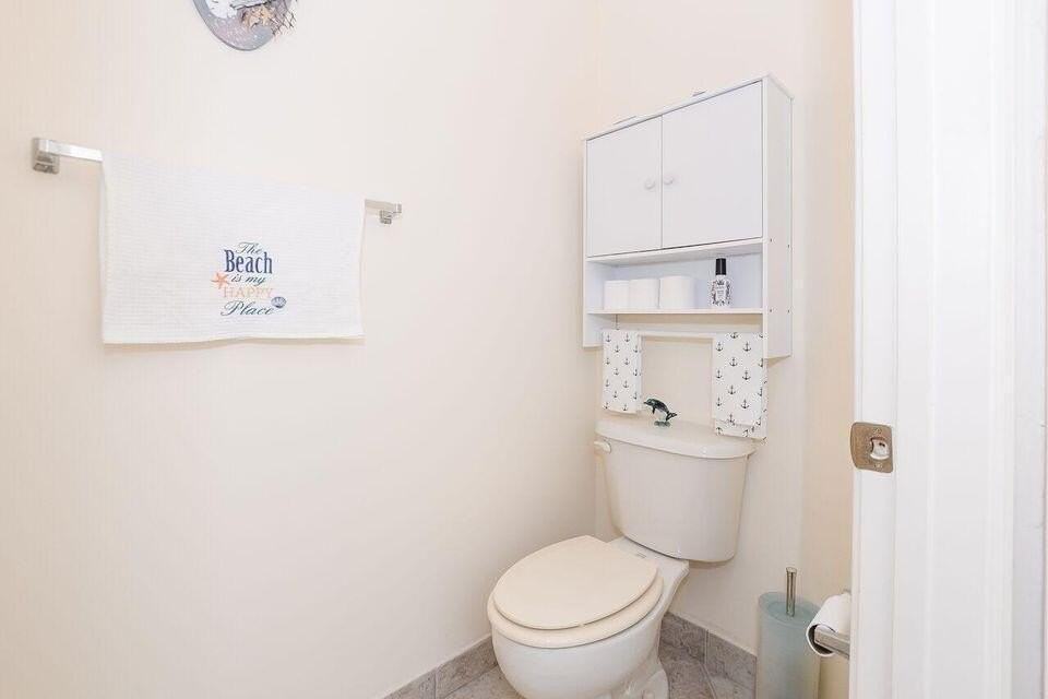 204 Mariner Bay Blvd - Photo 5 of 11