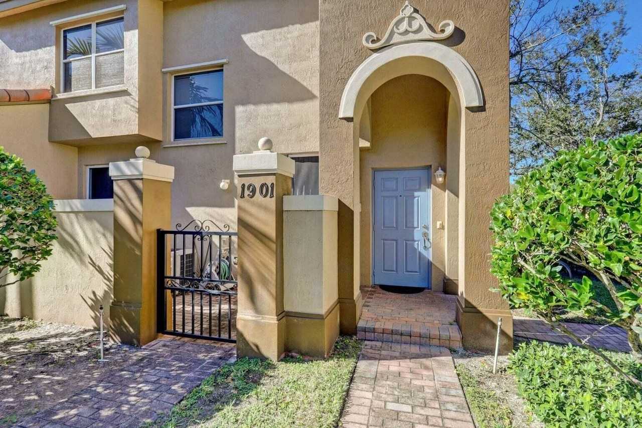 6550 Morgan Hill Trl #1901 - Photo 2 of 28