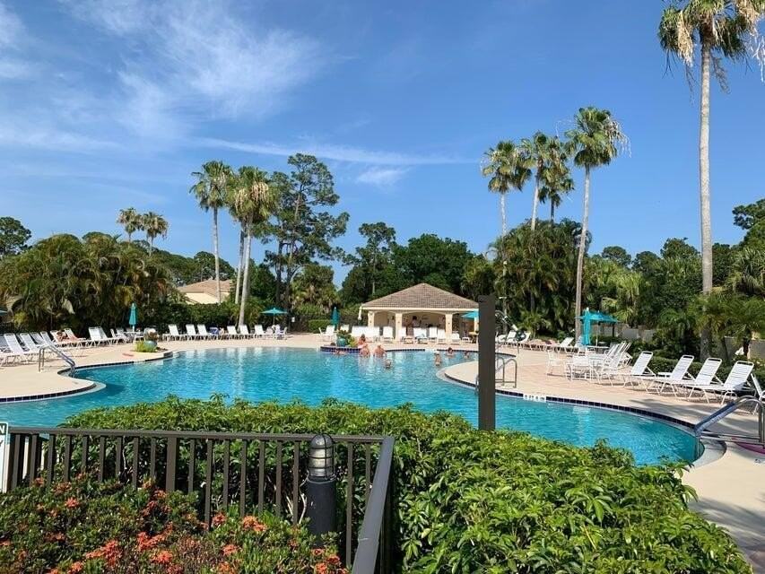 8924 Sandshot Ct #A - Photo 4 of 19