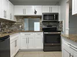 featured image of 140 Lake Nancy Ln #115