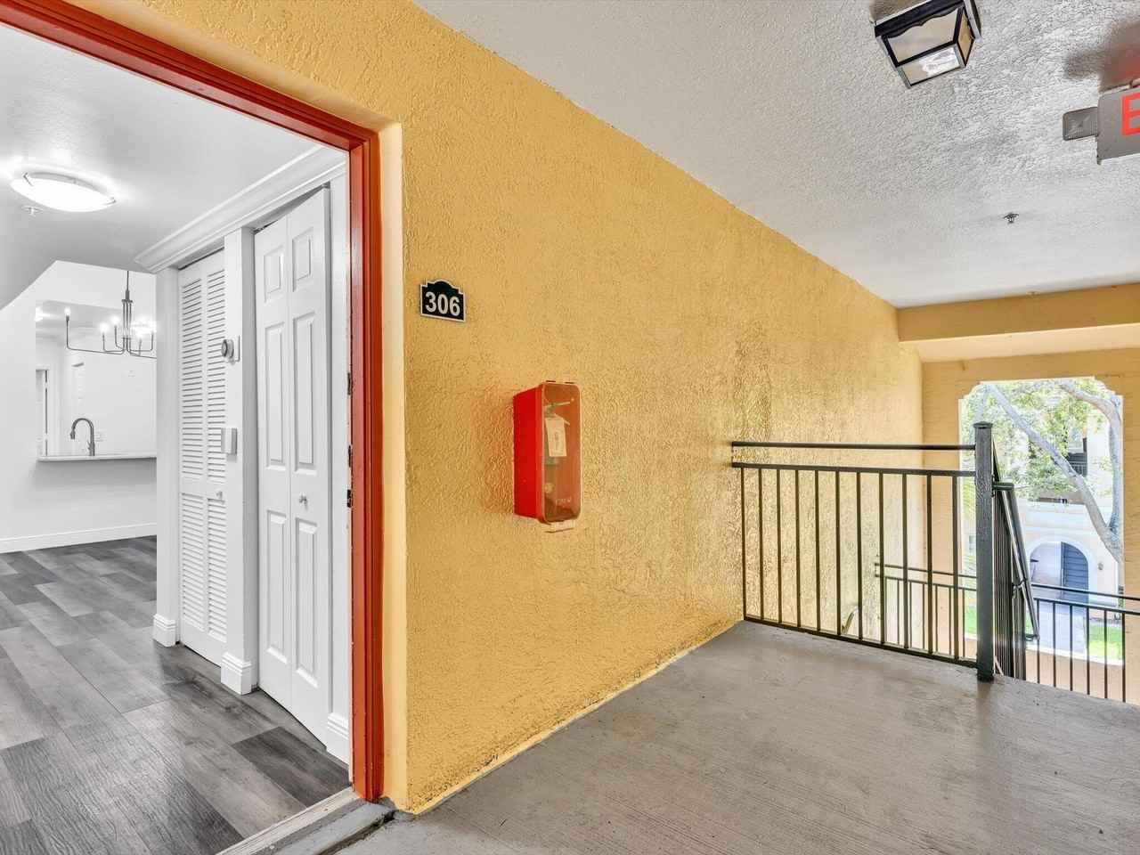 2433 Centergate Dr #306 - Photo 5 of 50