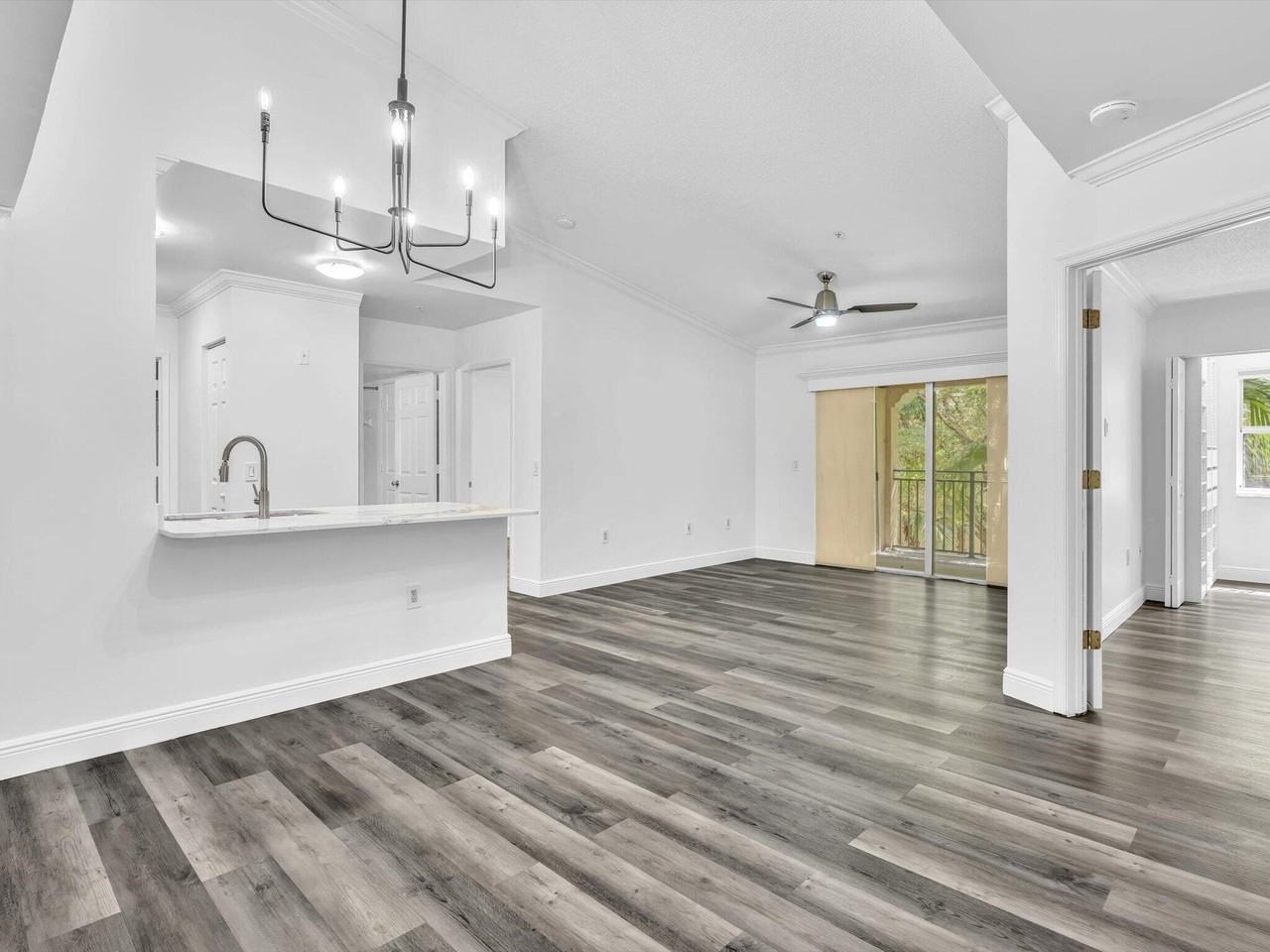 2433 Centergate Dr #306 - Photo 7 of 50