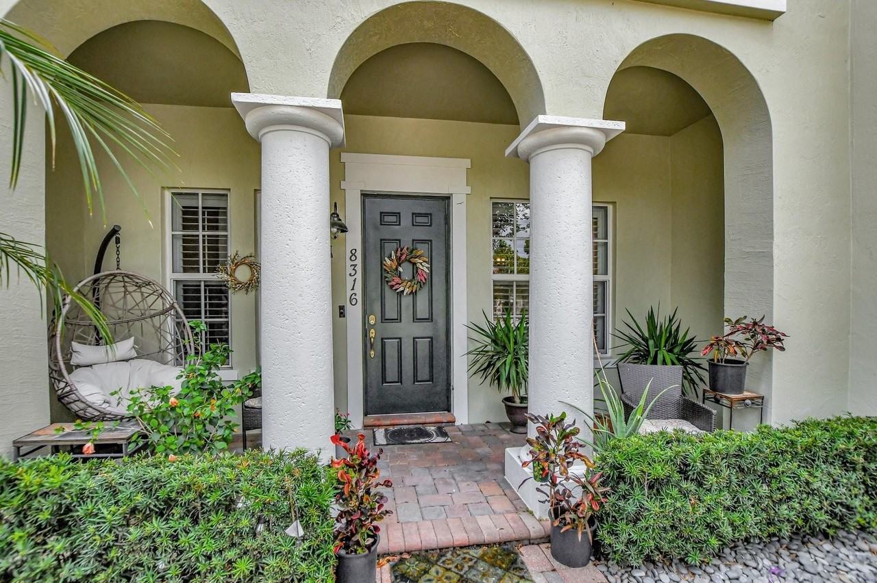 8316 Nw 9th Ave - Photo 2 of 50