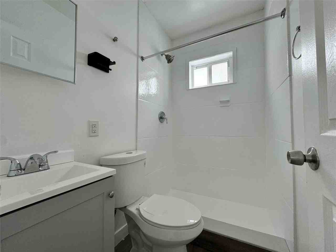 1857 Madison St #2 - Photo 5 of 10