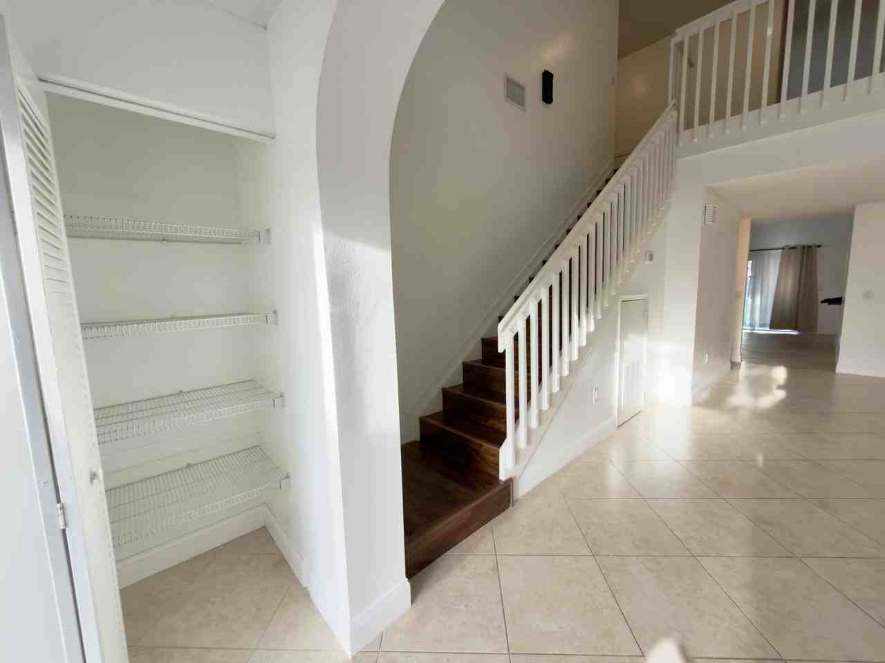 3154 Nw 72nd Ave - Photo 2 of 25