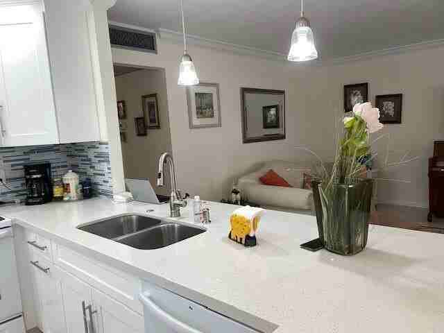 148 Waterford A - Photo 3 of 22
