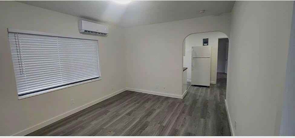 1836 Lincoln St #1 - Photo 4 of 16