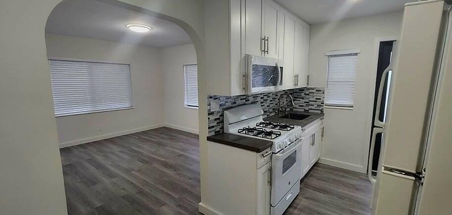 1836 Lincoln St #1 - Photo 6 of 16