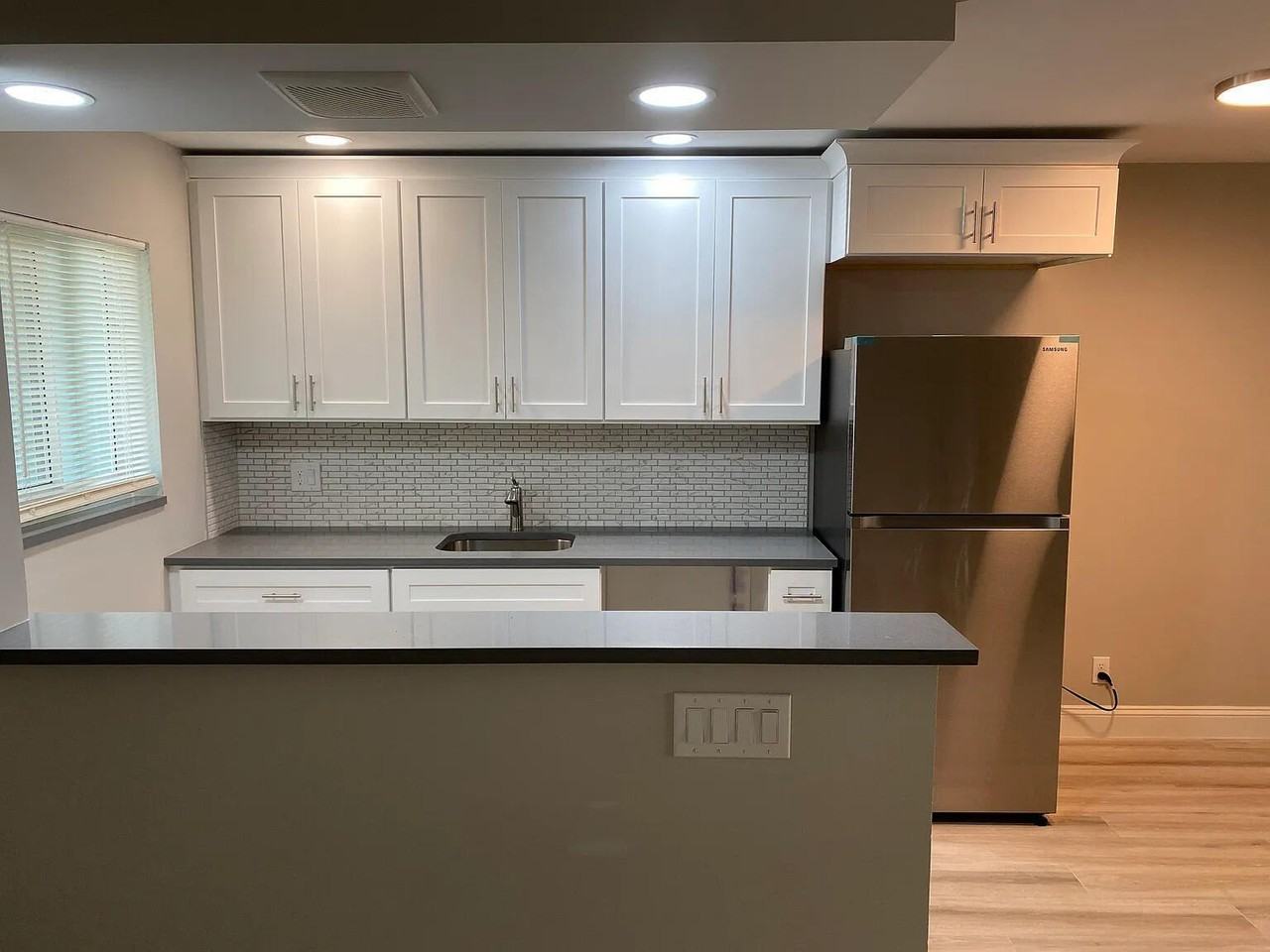 306 E Ocean Ave #106 - Photo 4 of 11