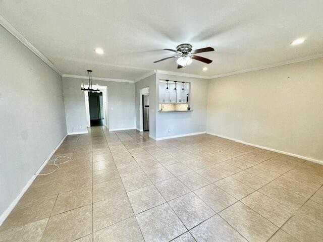 118 Mansfield C - Photo 3 of 20