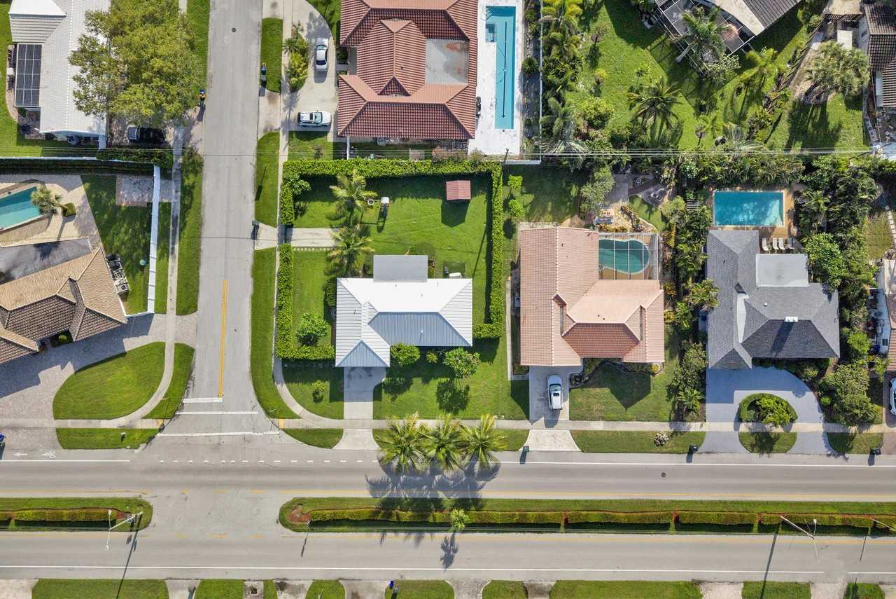 1100 Sw 12th Ave - Photo 6 of 38