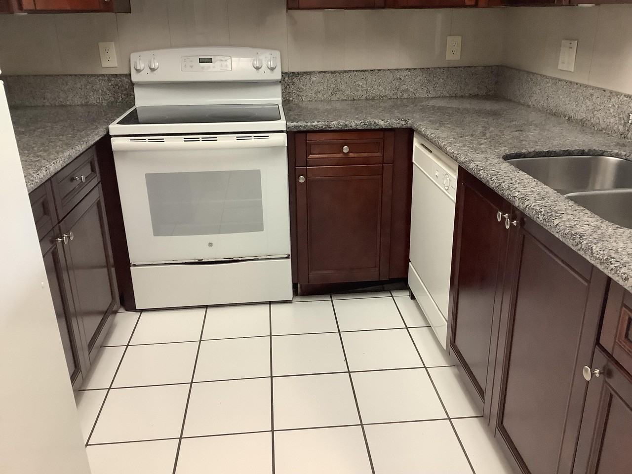 105 Deer Creek Rd #205 - Photo 5 of 21