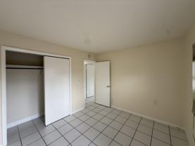 909 Se 14th Ct #2 - Photo 1 of 1