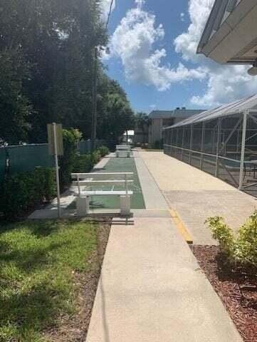 2302 Sunrise Blvd #202