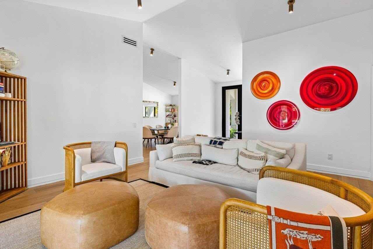 14936 Horseshoe Trce - Photo 4 of 47