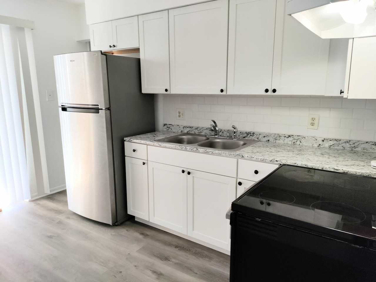2760 N Dixie Hwy #2 - Photo 3 of 14