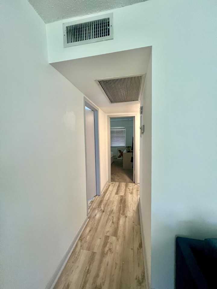 164 Mansfield D - Photo 5 of 13