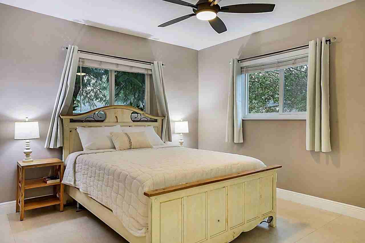 1701 Sw 32nd Ct - Photo 6 of 25