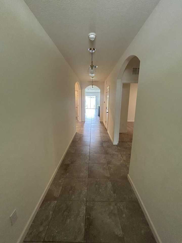 341 Sw Ridgecrest Dr - Photo 4 of 29