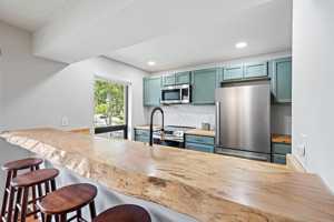 featured image of 130 Brackenwood Rd