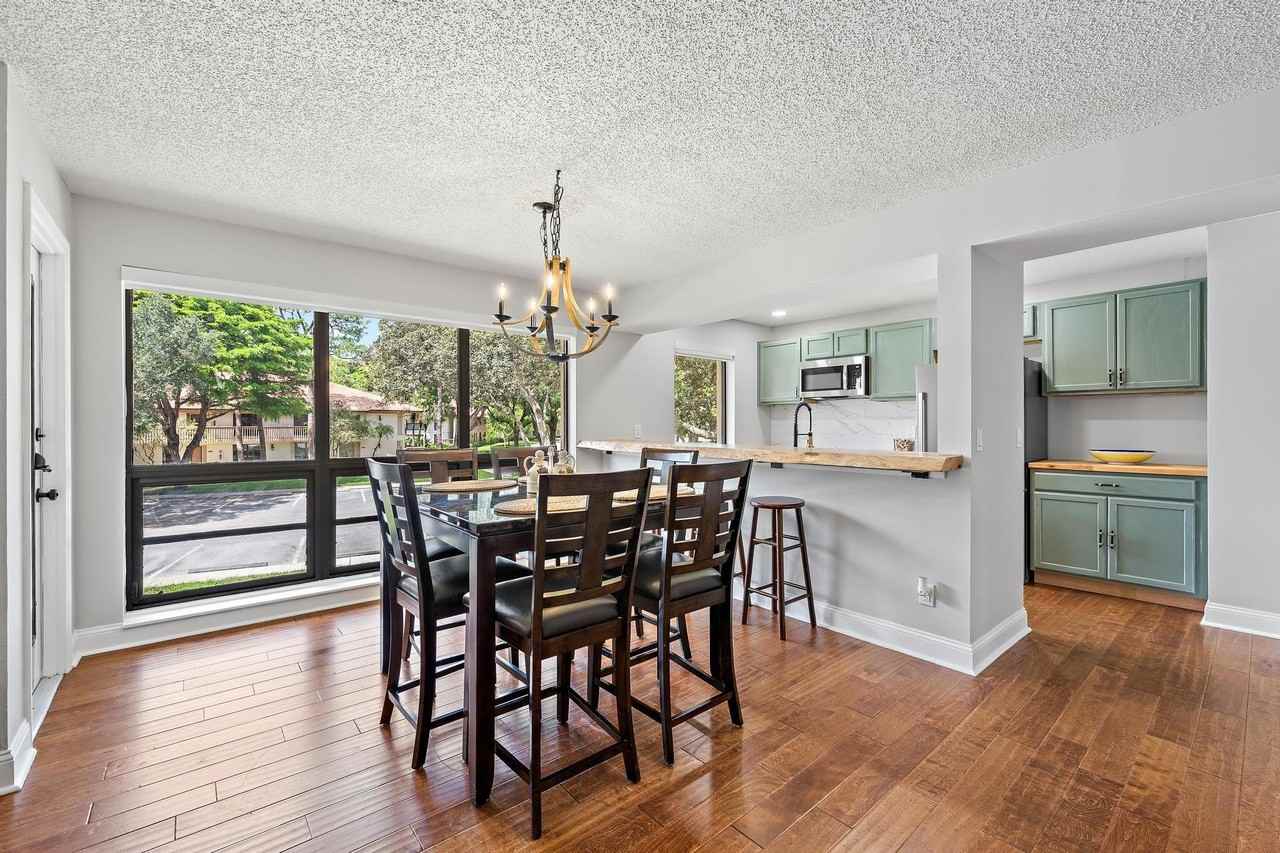 130 Brackenwood Rd - Photo 7 of 43