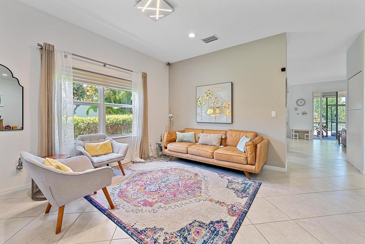 119 Whale Cay Way - Photo 4 of 46