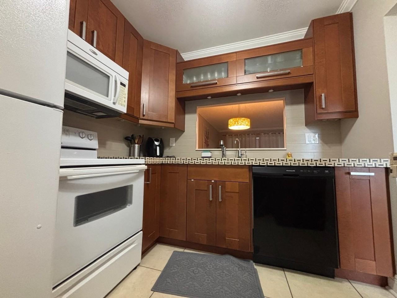 5171 W Oakland Park Blvd #308 - Photo 2 of 47