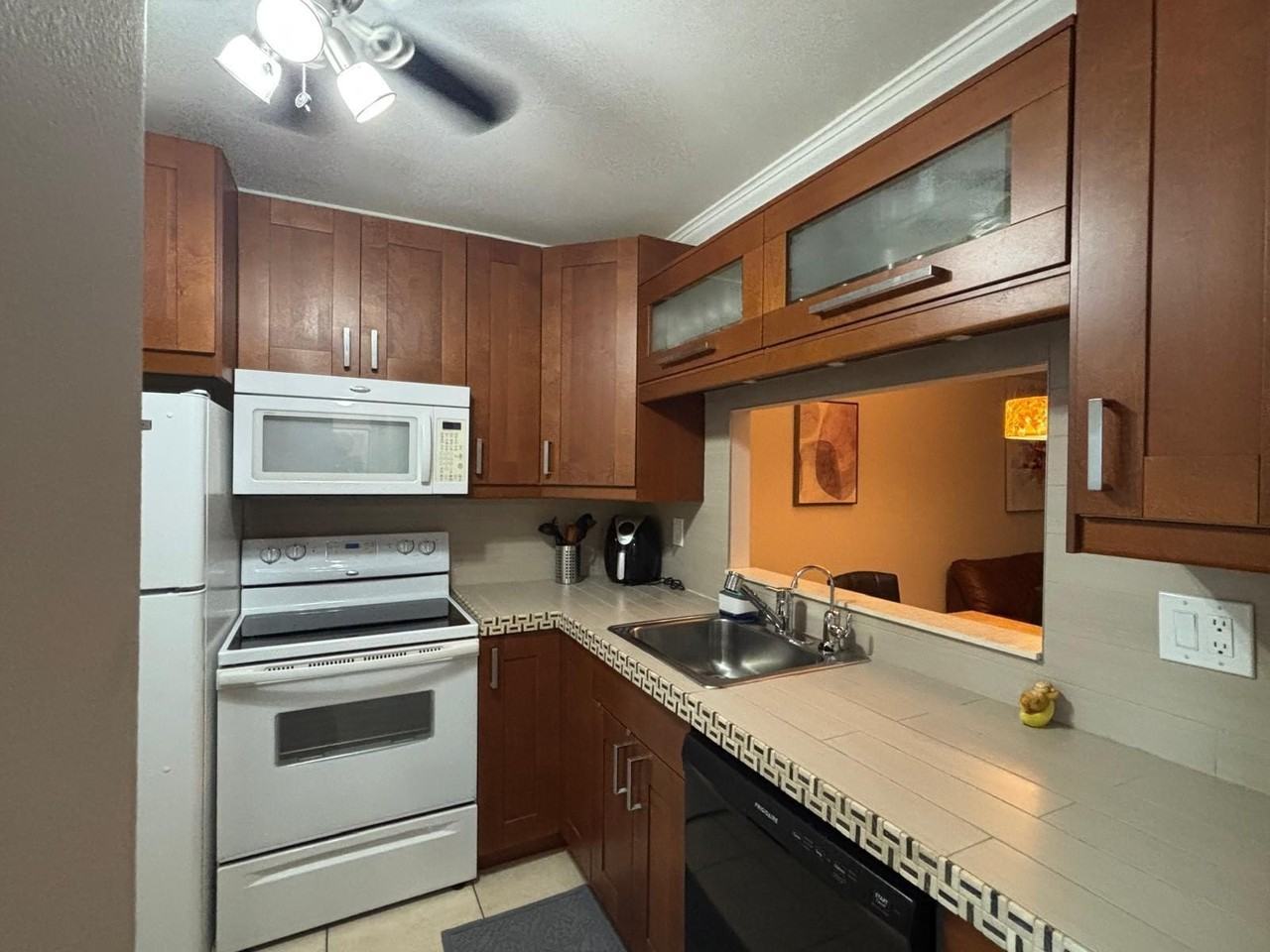 5171 W Oakland Park Blvd #308 - Photo 4 of 47